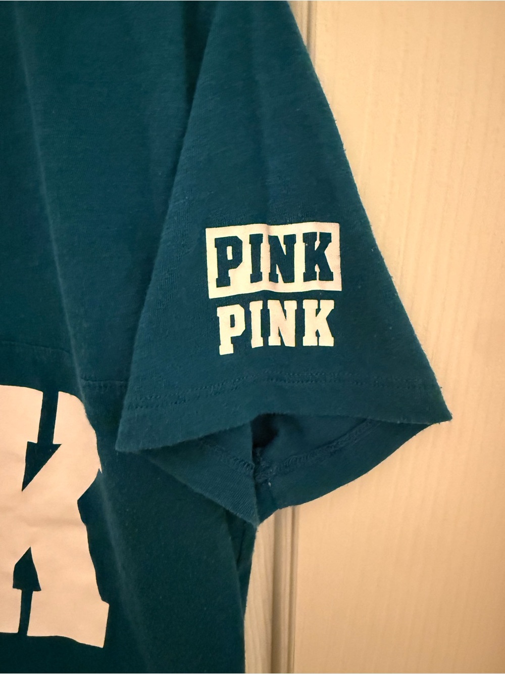 PINK Victoria's Secret Teal Short-Sleeve V-Neck Logo Tee - Picture 8 of 9